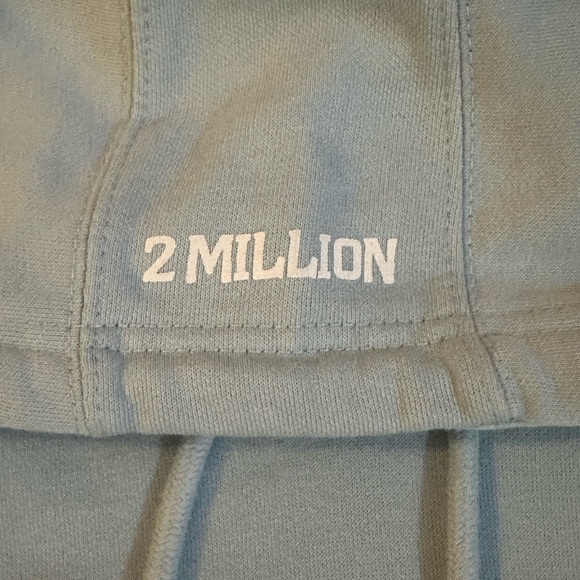 STURNIOLO TRIPLETS 2 MIL MERCH - Picture 4 of 6